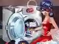 遊戲LadyBug Washing Costumes在線