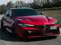 遊戲Alfa Romeo Giulia GTA Slide在線