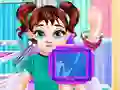 遊戲Baby Taylor Ski Injury Treatment在線