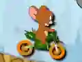 遊戲Tom and Jerry Mini Bike在線