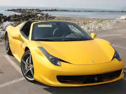 遊戲Ferrari 458 Spider Slide在線